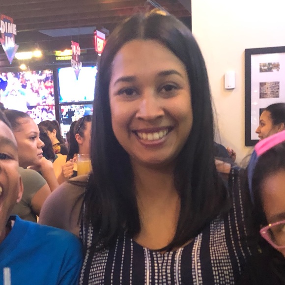 Meet your Posher, Angelica - Picture 1 of 1